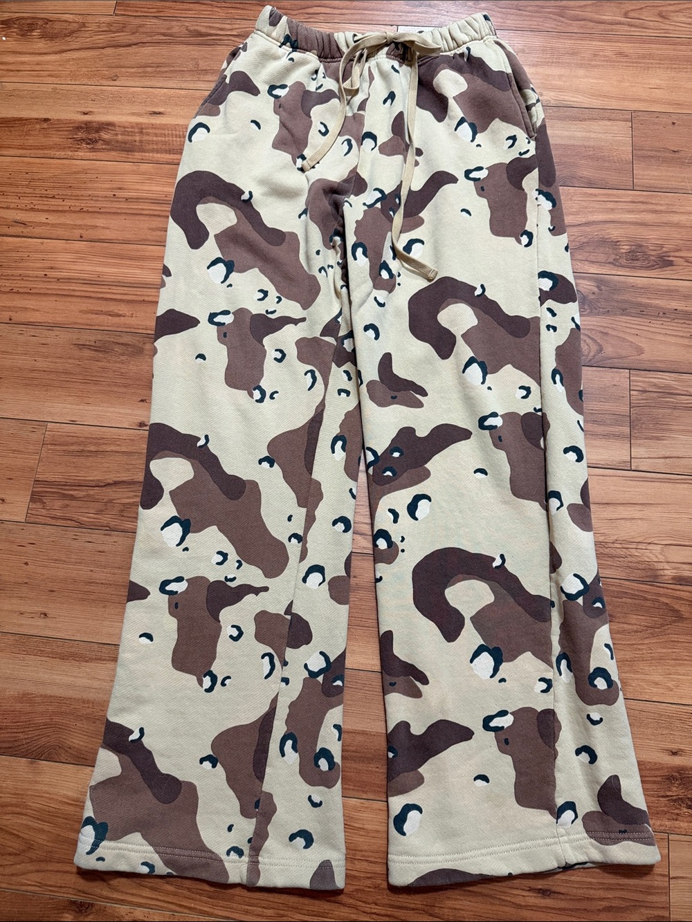 Elwood Core Organic Cotton Straight Leg Comfy Drawstring Sweatpants Desert Camo
